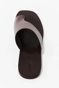 St. Agni Abstract Slide - Chocolate