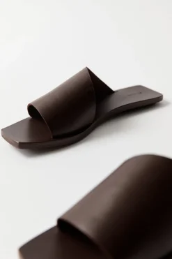 St. Agni Asymmetric Slide - Chocolate