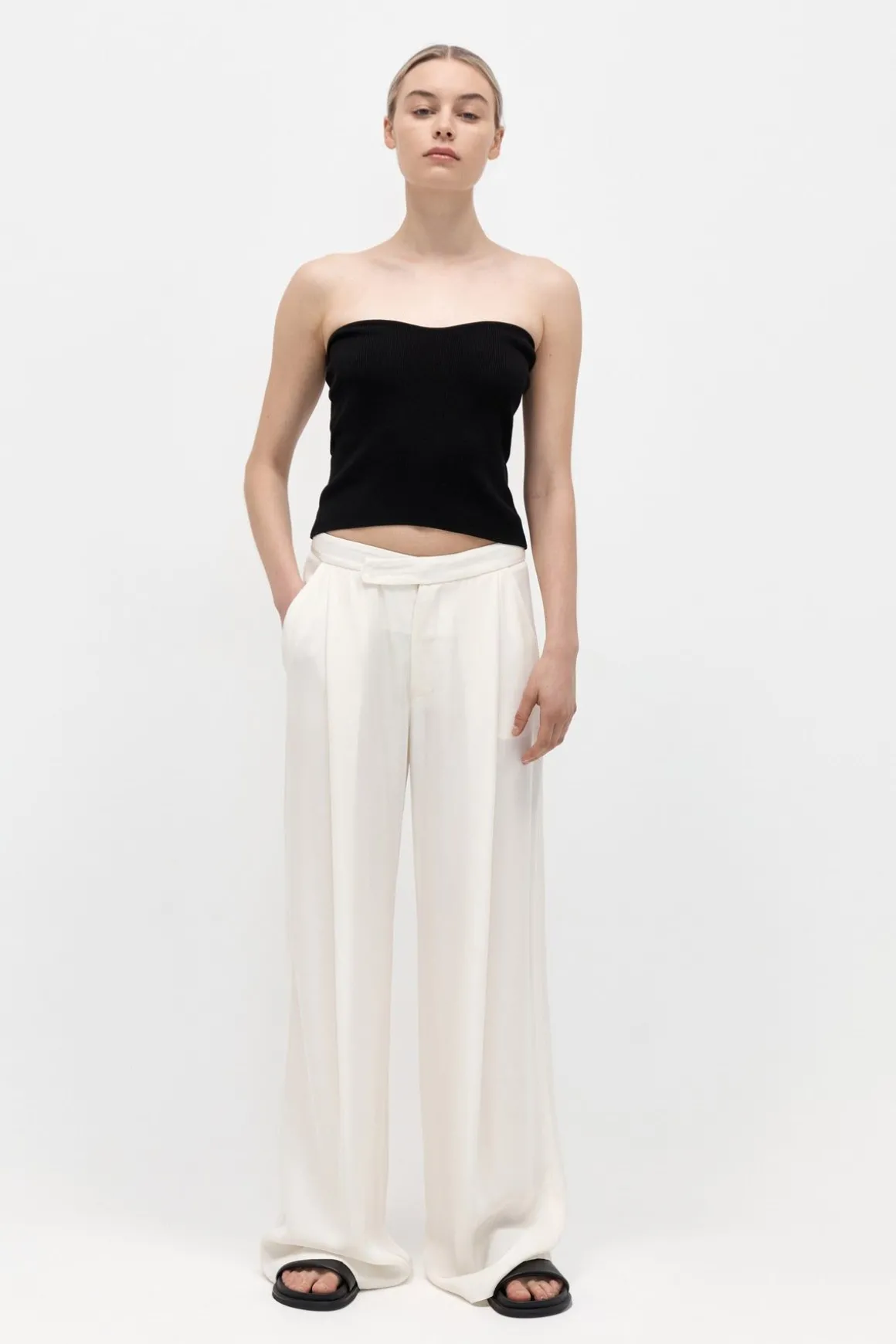 St. Agni Curve Knit Top - Black
