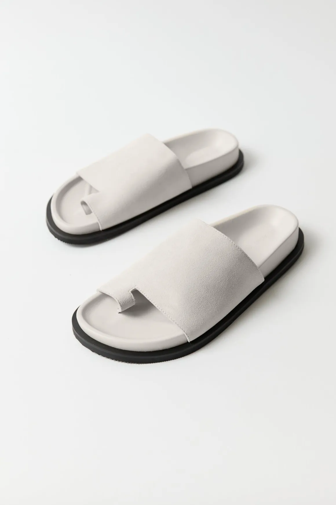 St. Agni Loe Suede Slide - Cool White