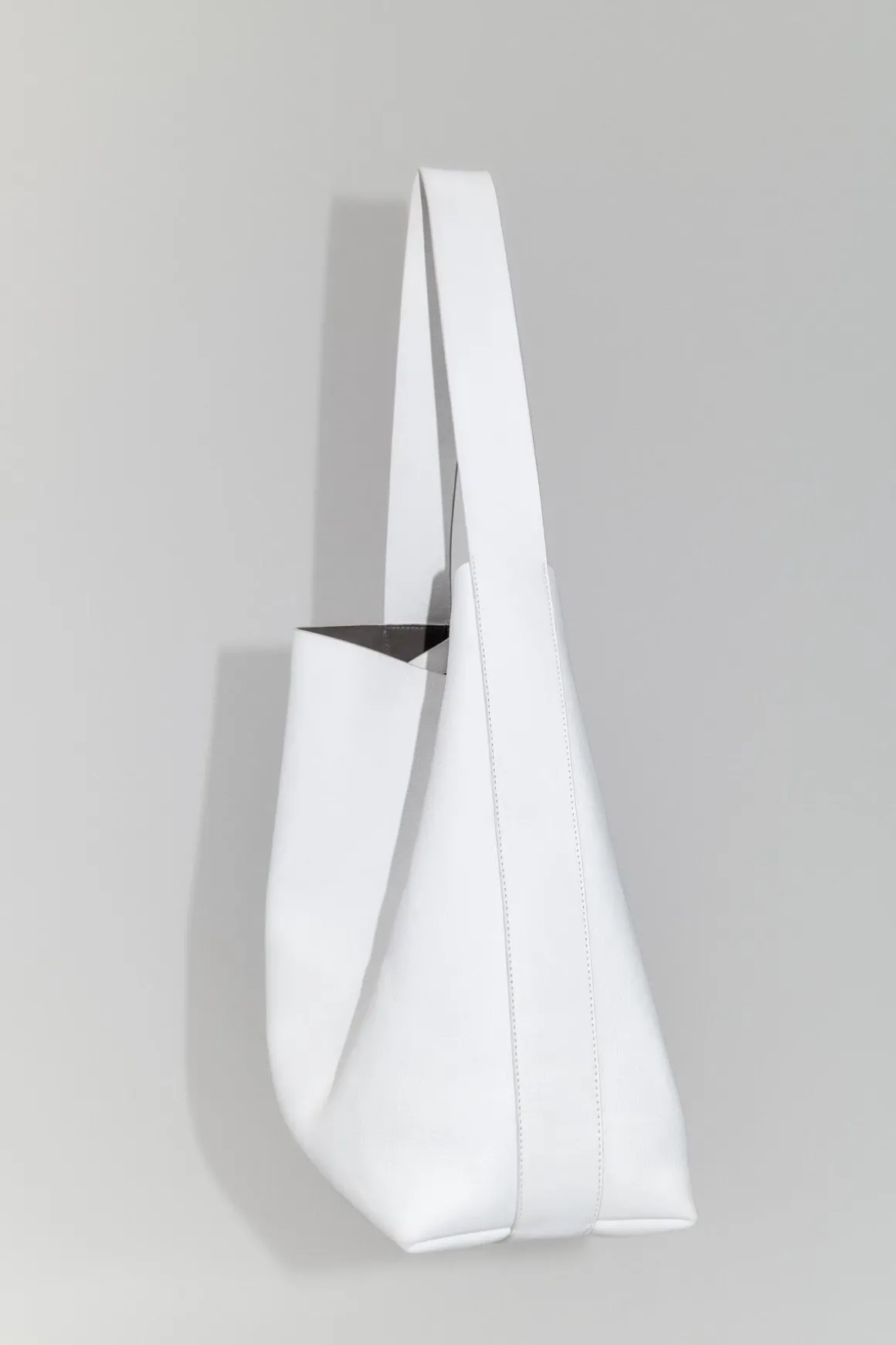 St. Agni Minimal Everyday Bag - White