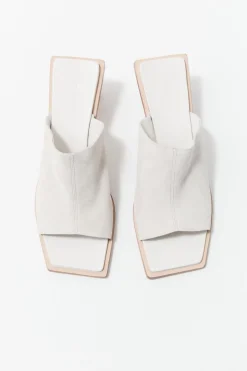 St. Agni Raw Edge Heel - White