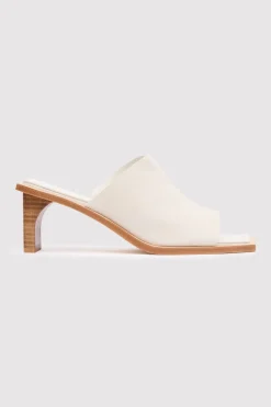 St. Agni Raw Edge Heel - White