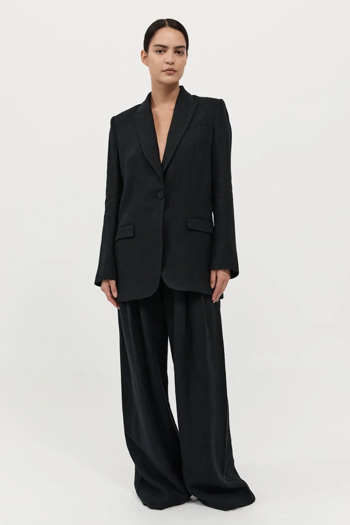 St. Agni Tailored Linen Blazer - Black