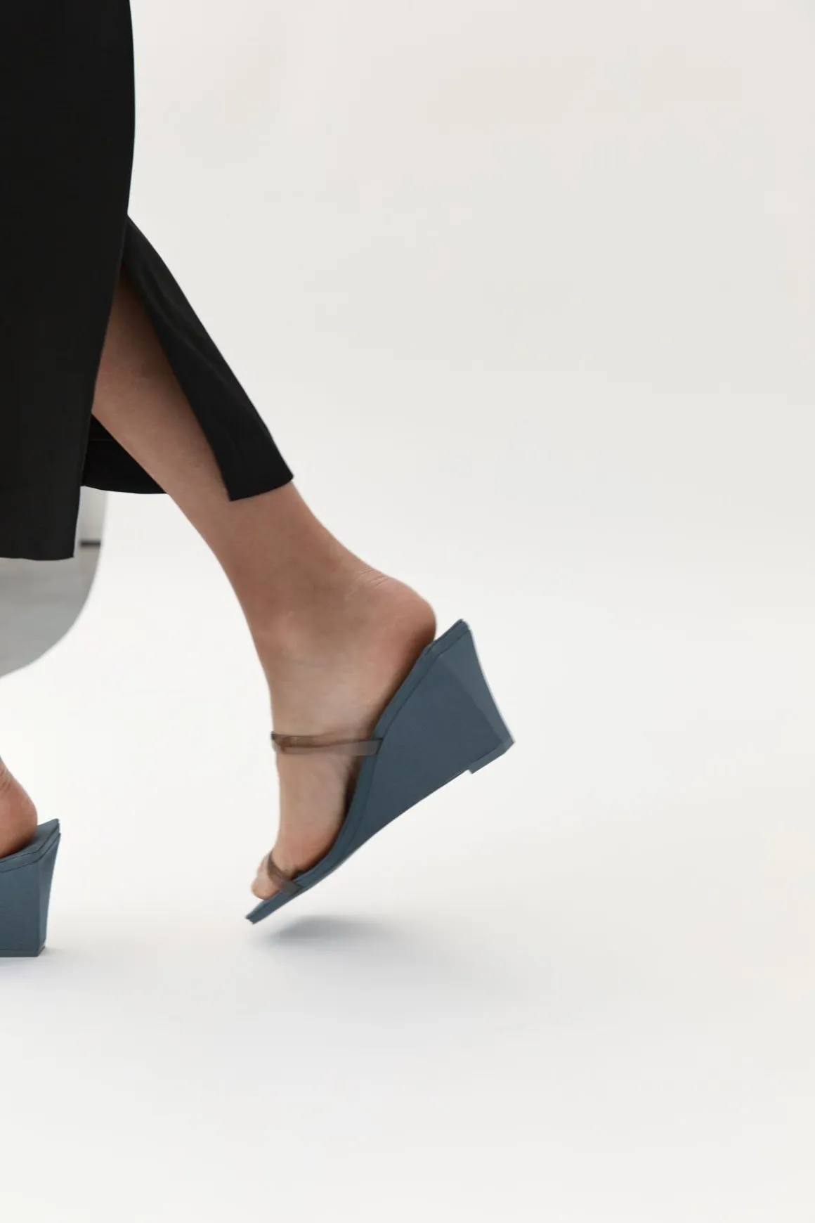 St. Agni Transparent Wedge - Slate