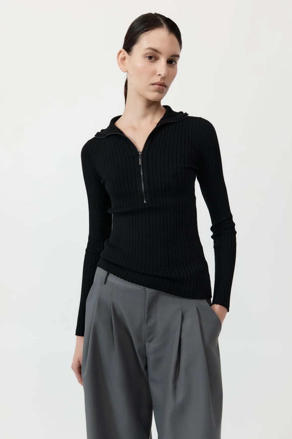 St. Agni Zip Front Top - Black